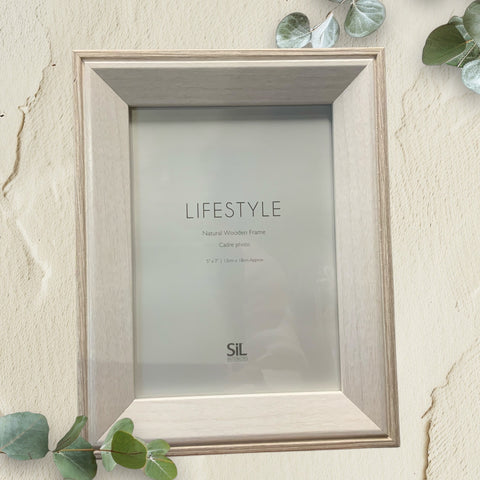 Antique White Frame 5’x7’